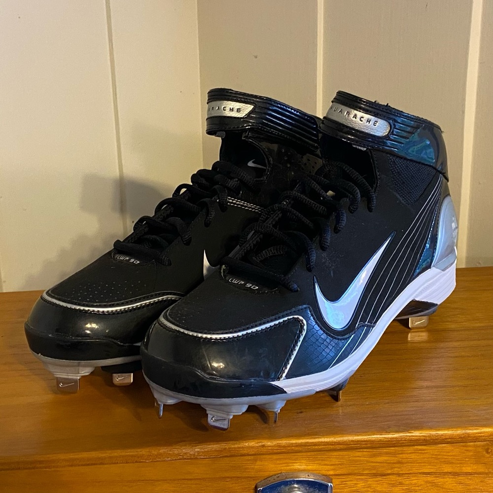 Nike Metal Baseball Cleats